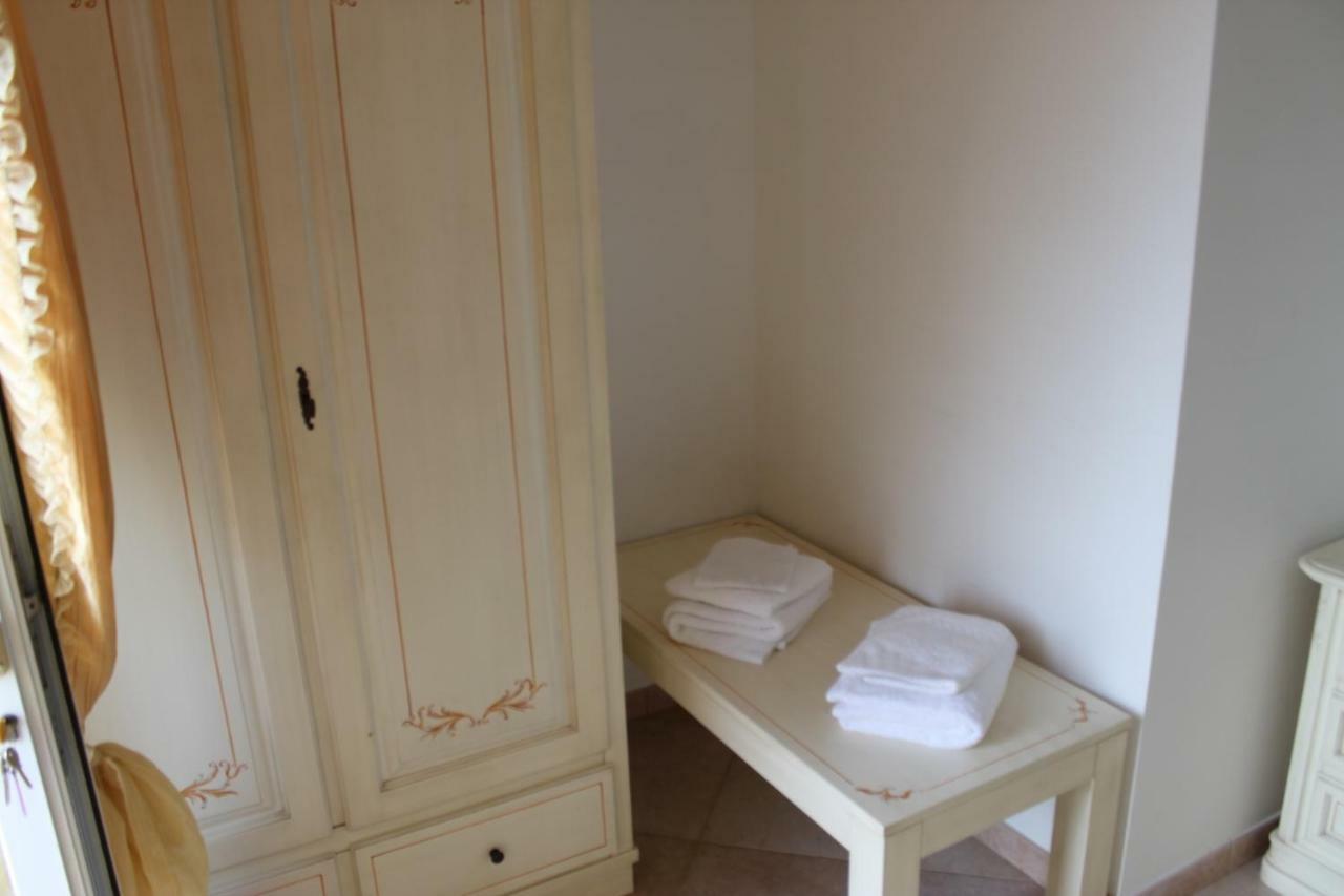 מארוג'ו B&B Delle Rose מראה חיצוני תמונה
